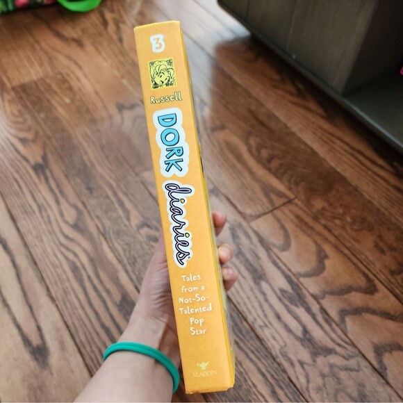 Dork Diaries 3 : Tales from a Not-So-Talented Pop Star by Rachel Renée Books - Picture 3 of 4